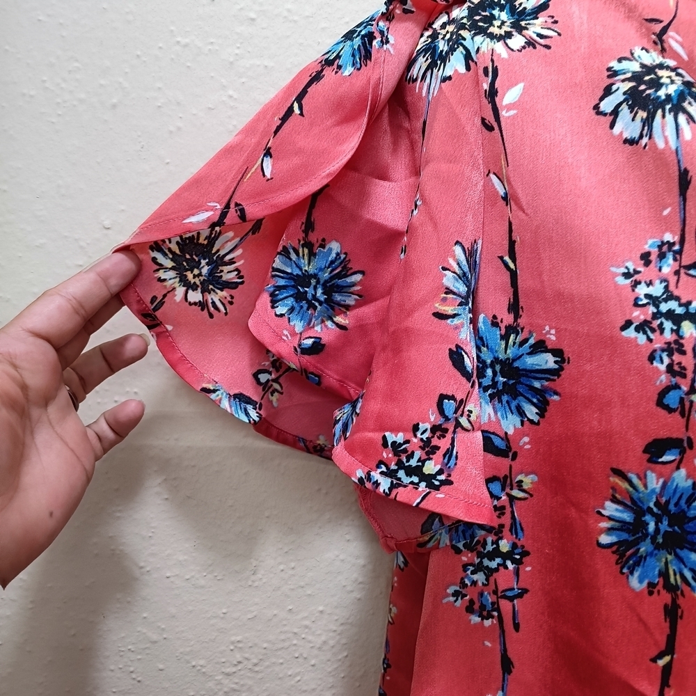 Elegant Floral Pink Blouse - Picture 3 of 4